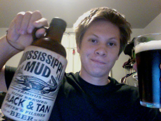 Beer #194 - Mississippi Brewing Co. "Mississippi Mud Black & Tan"